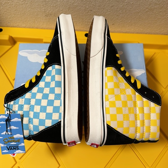Vans x Simpsons Sk8-Hi - Picture 6 of 9